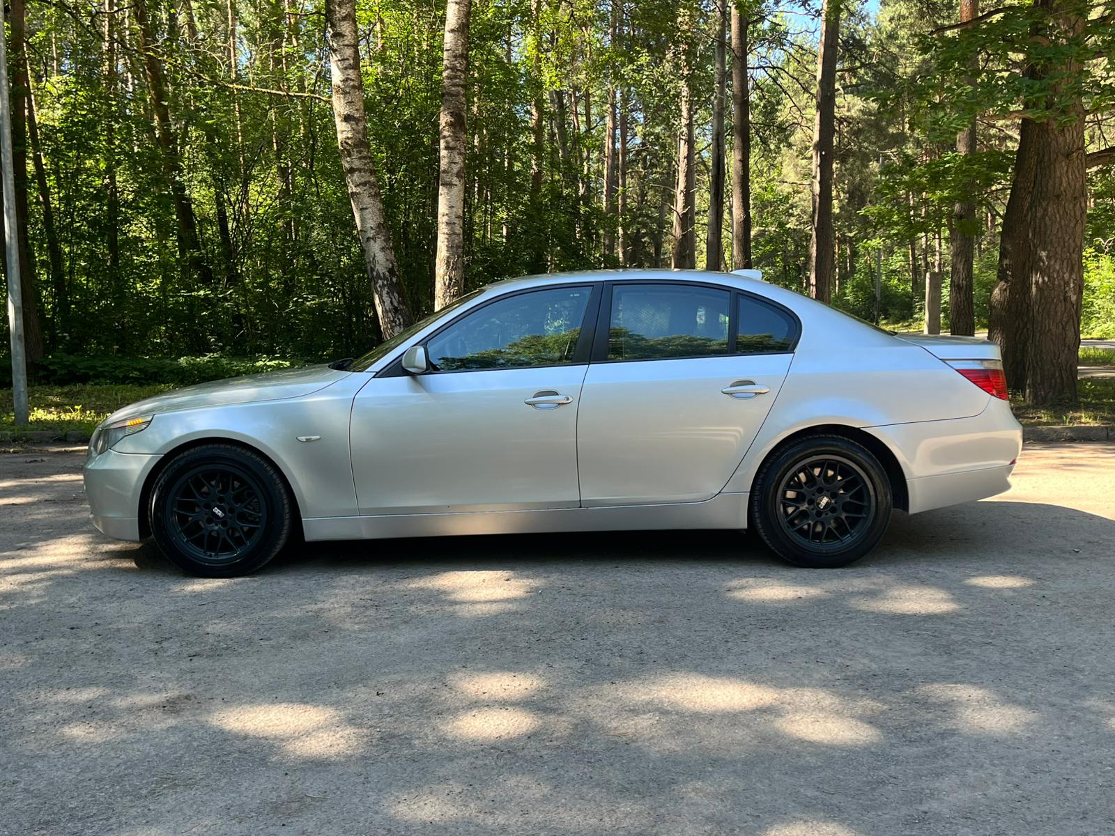 BMW 525 E60
