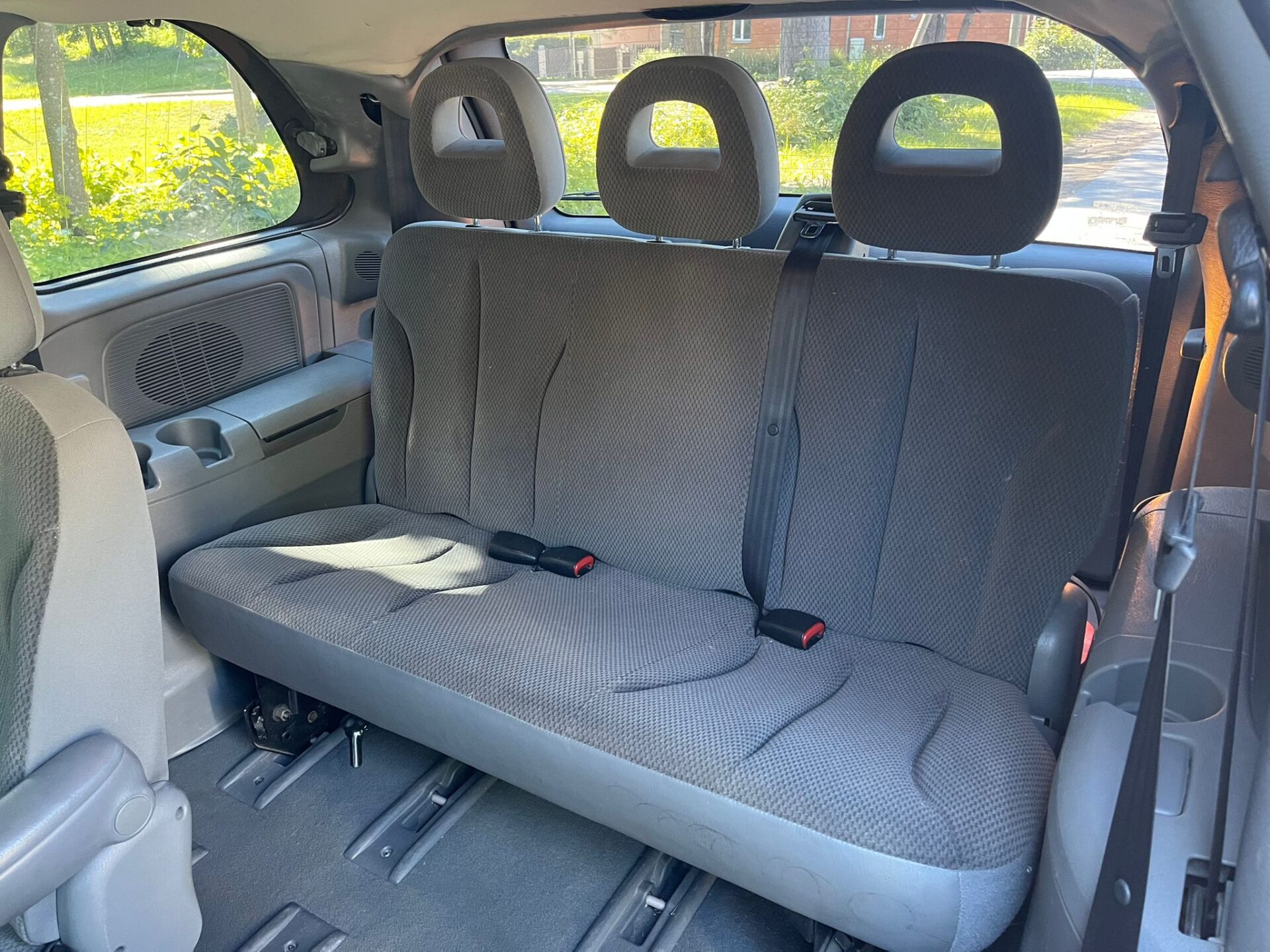 CHRYSLER VOYAGER 7-VIETAS
