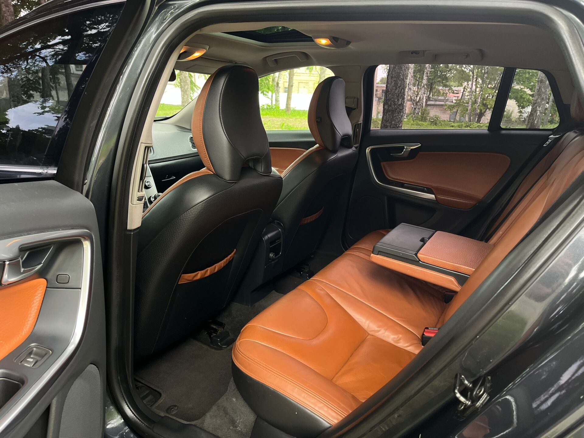VOLVO V60 SUMMUM