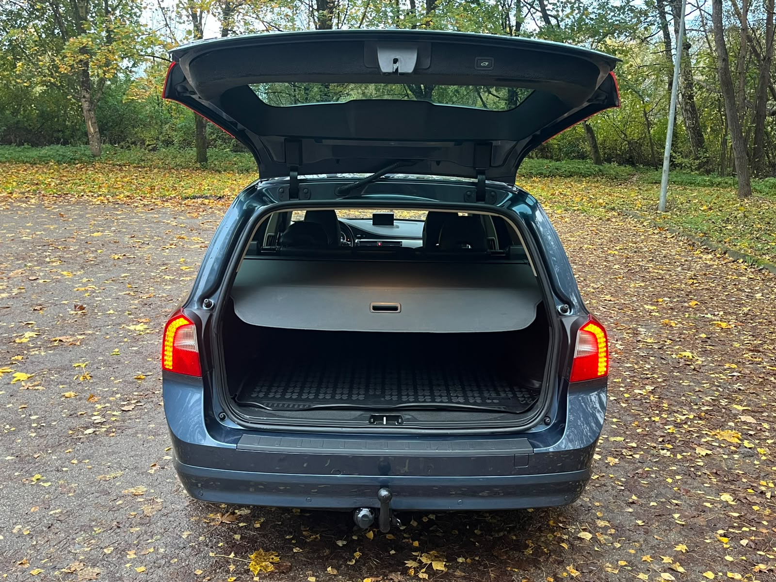VOLVO V70 SUMMUM