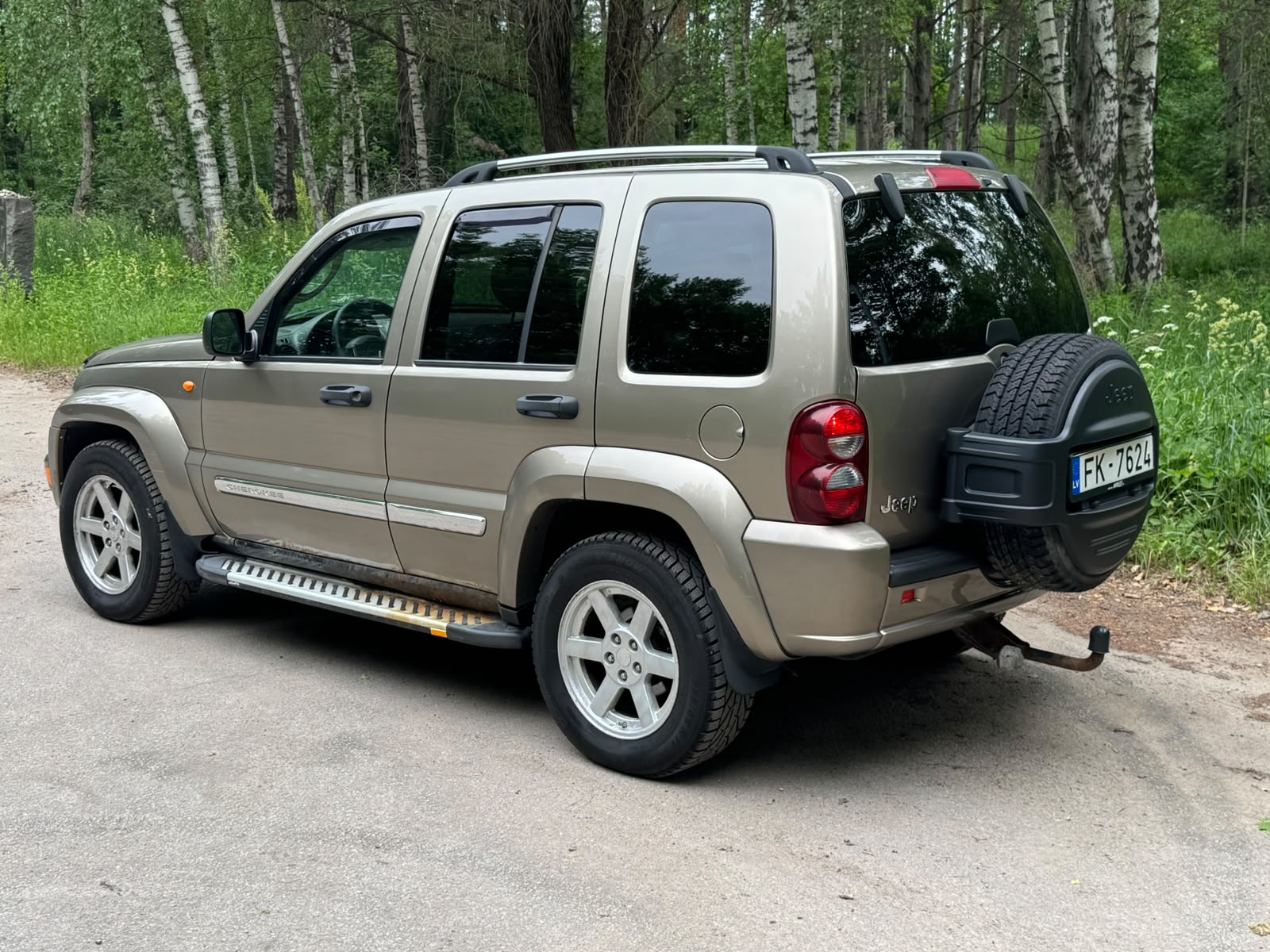 JEEP CHEROKEE LIMITED EDITION 4×4