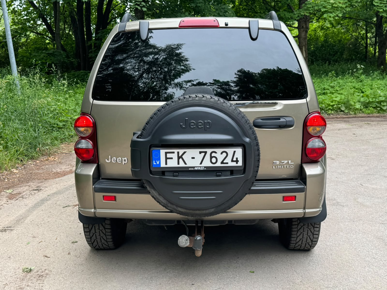 JEEP CHEROKEE LIMITED EDITION 4×4