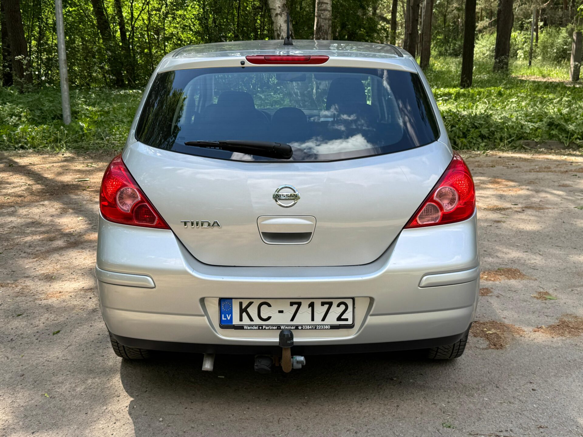 NISSAN TIIDA