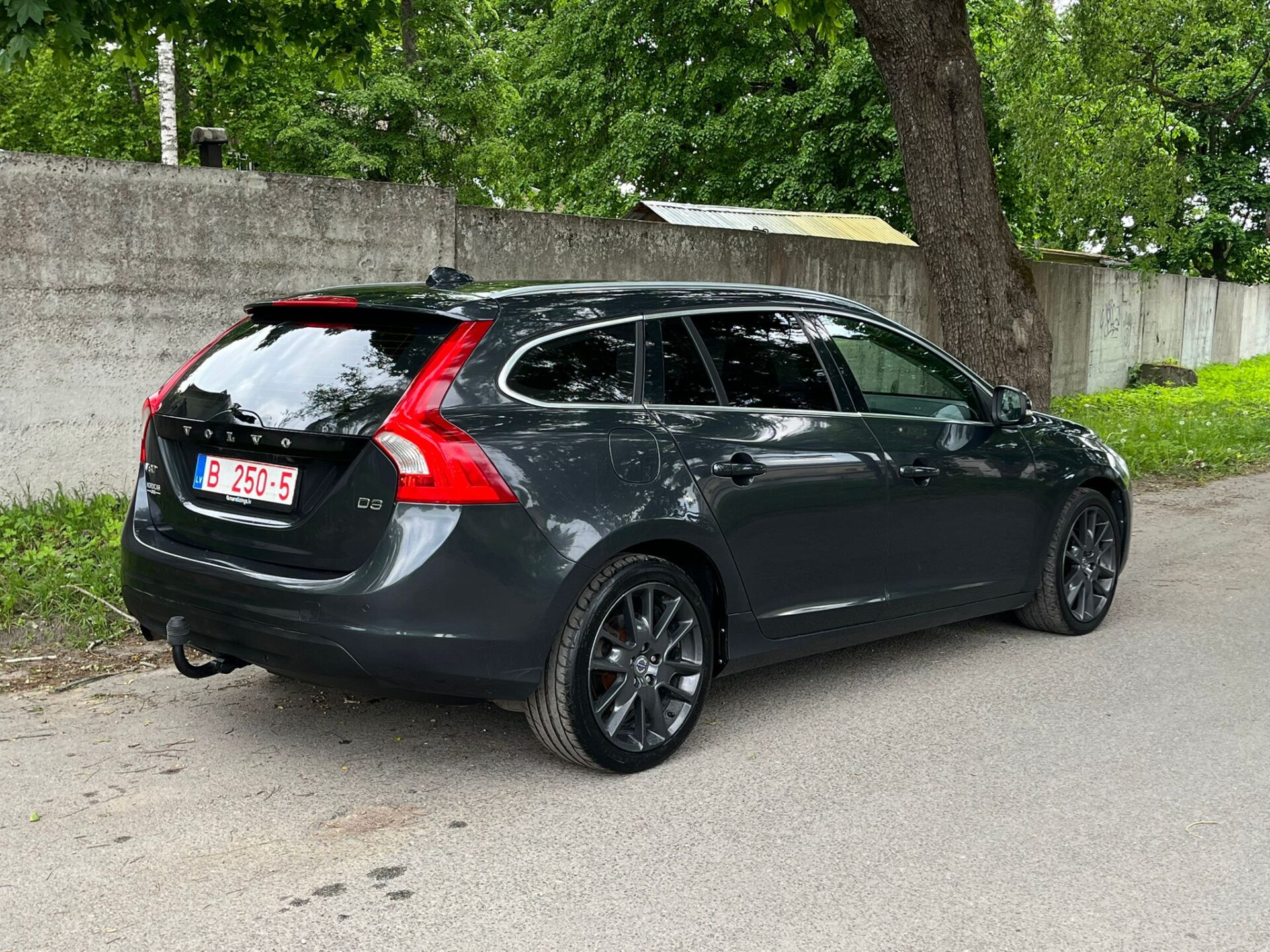 VOLVO V60 SUMMUM