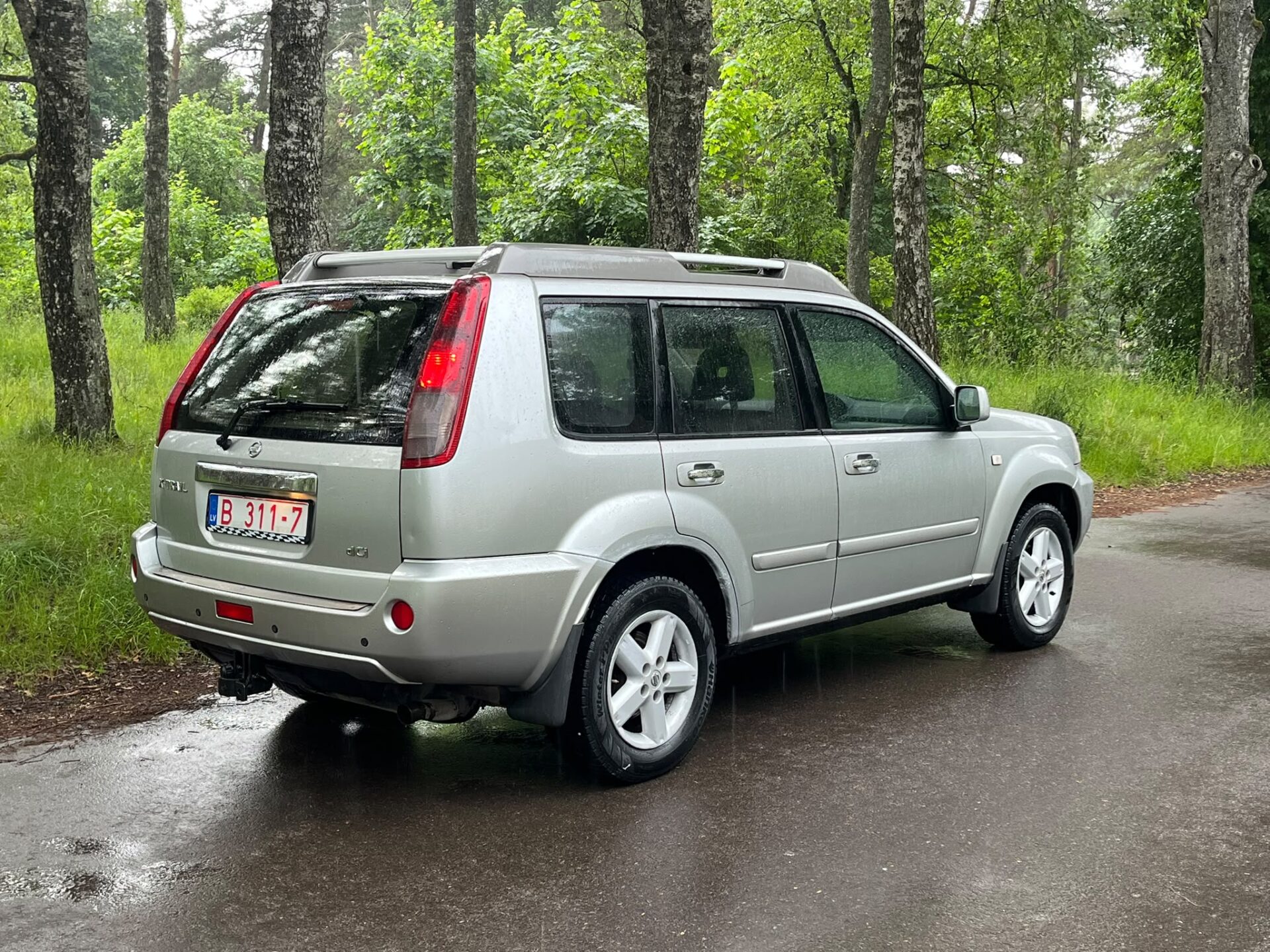 NISSAN X-TRAIL