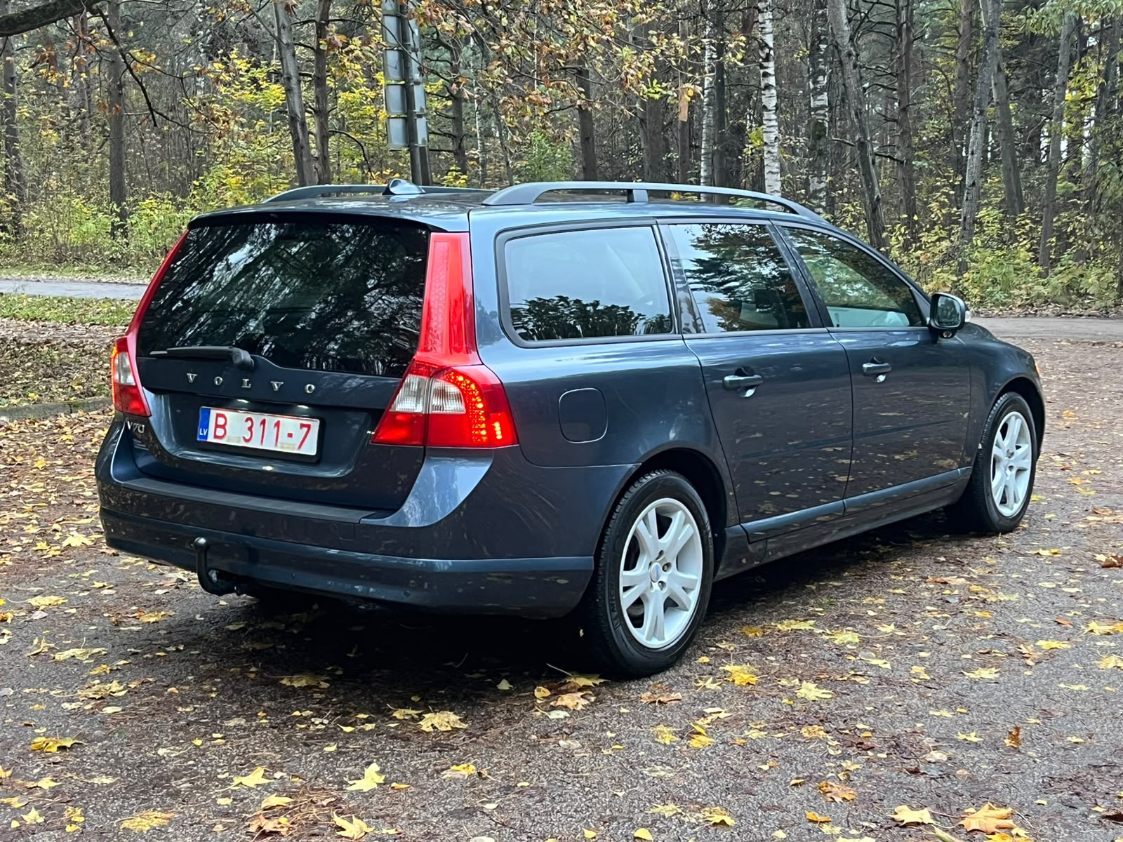 VOLVO V70 SUMMUM