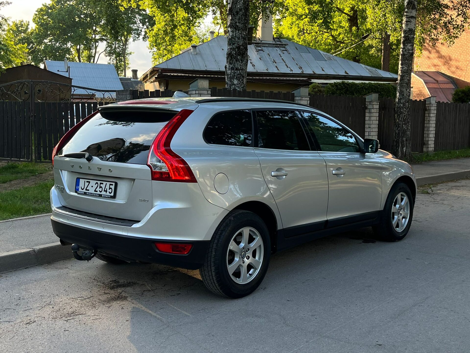 VOLVO XC60