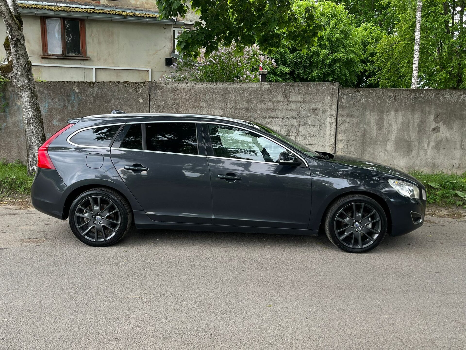 VOLVO V60 SUMMUM