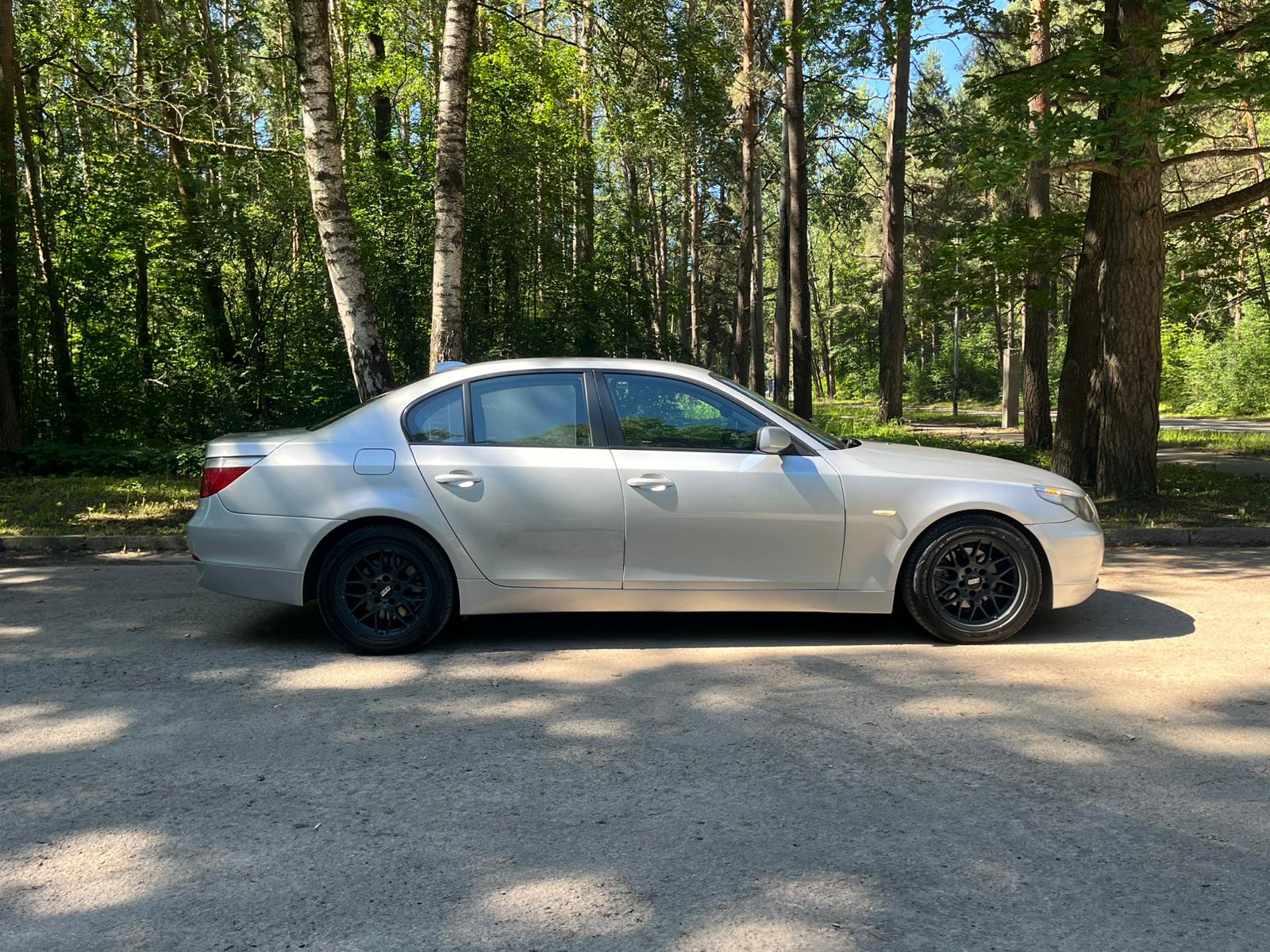 BMW 525 E60