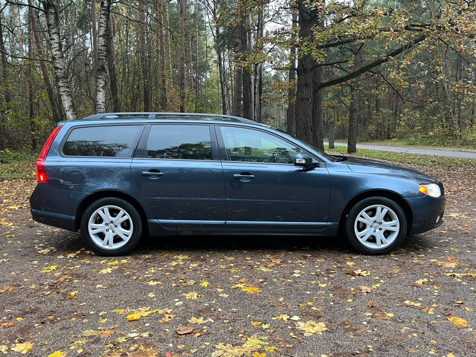 VOLVO V70 SUMMUM