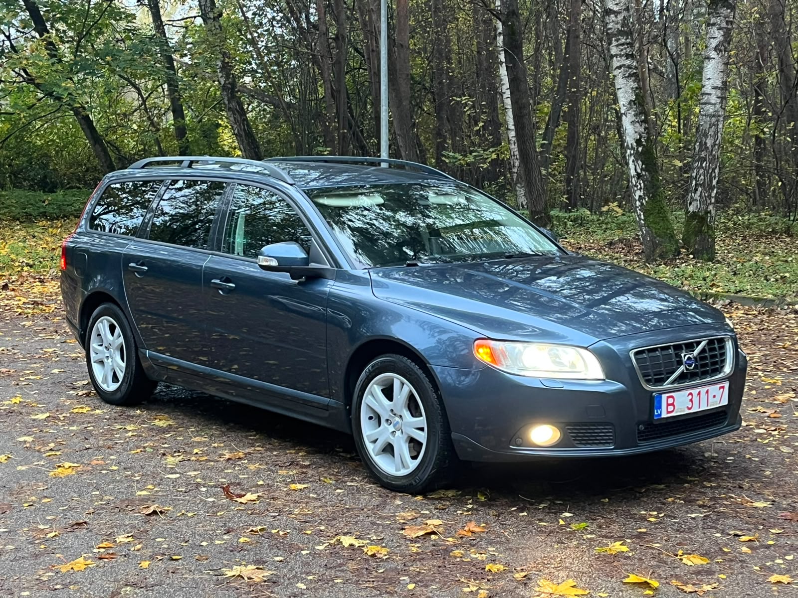 VOLVO V70 SUMMUM