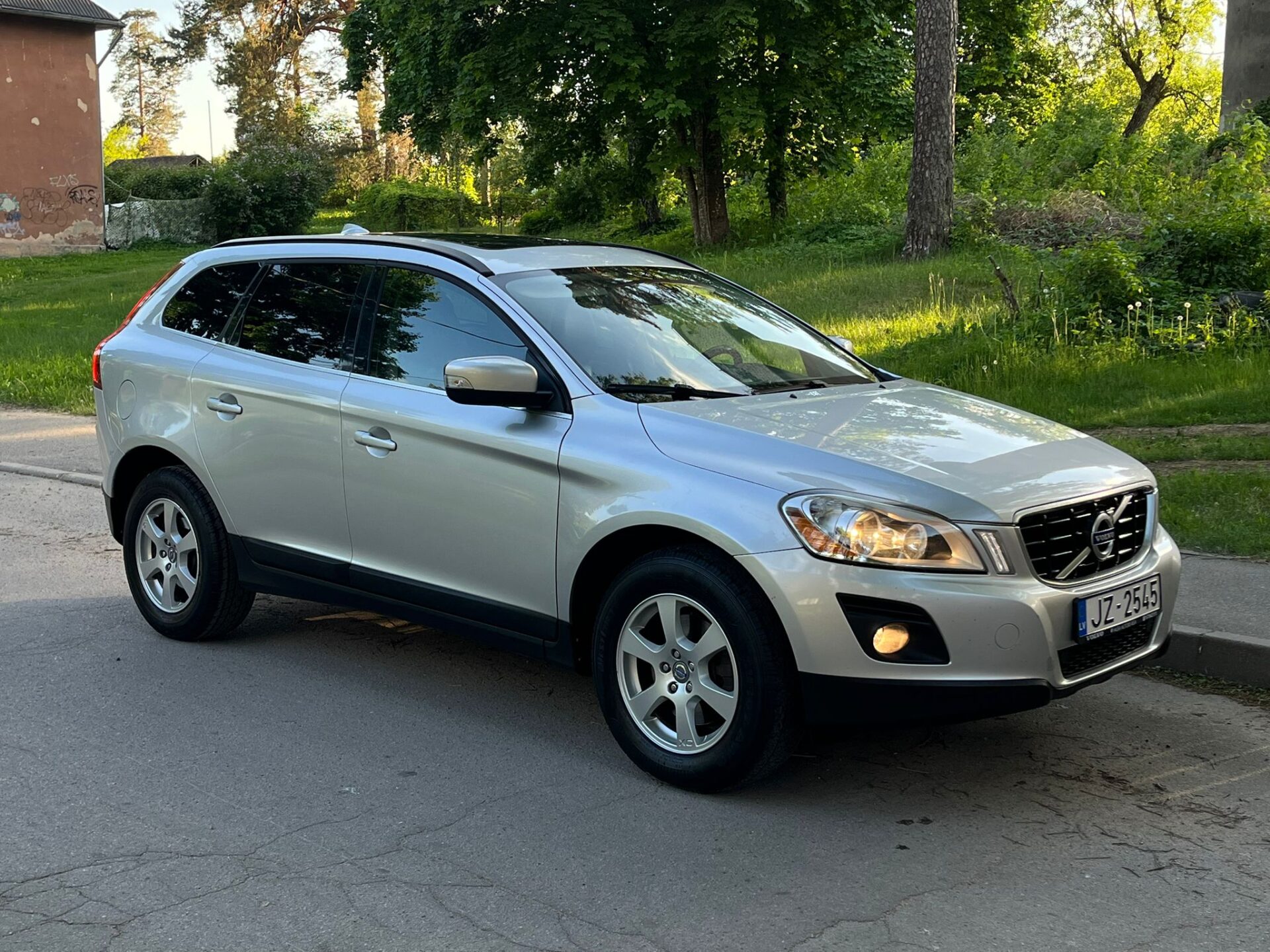 VOLVO XC60