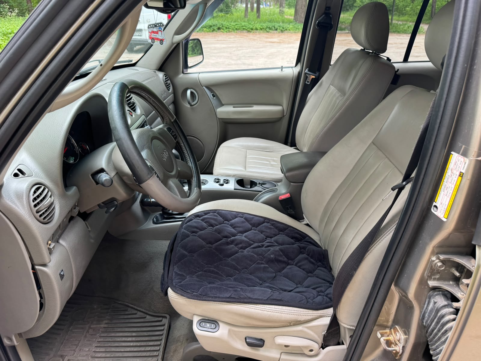 JEEP CHEROKEE LIMITED EDITION 4×4