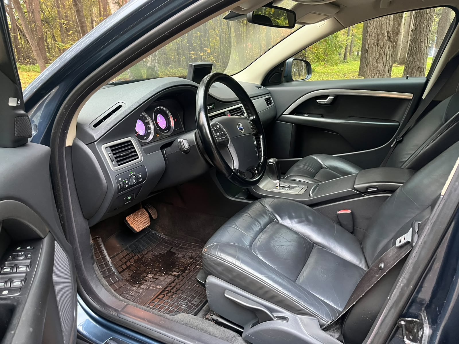VOLVO V70 SUMMUM