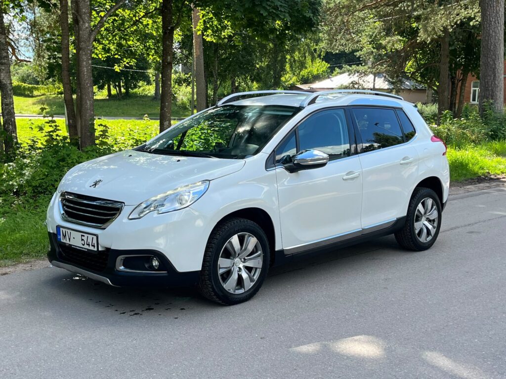 PEUGEOT 2008