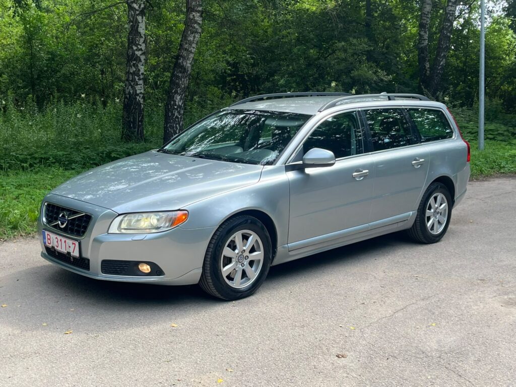 VOLVO V70