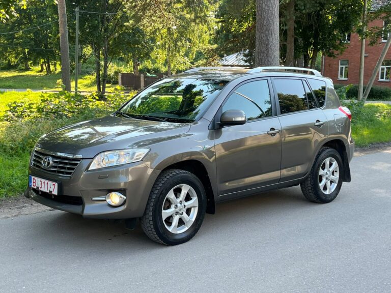 TOYOTA RAV4