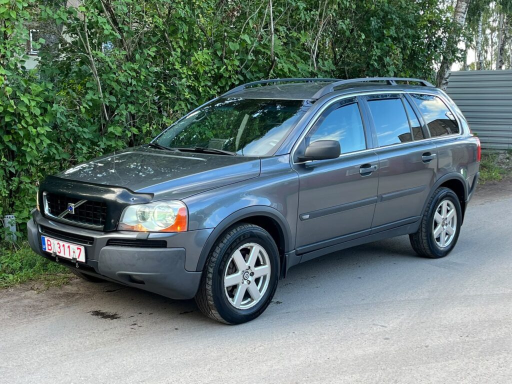 VOLVO XC90 7-VIETAS