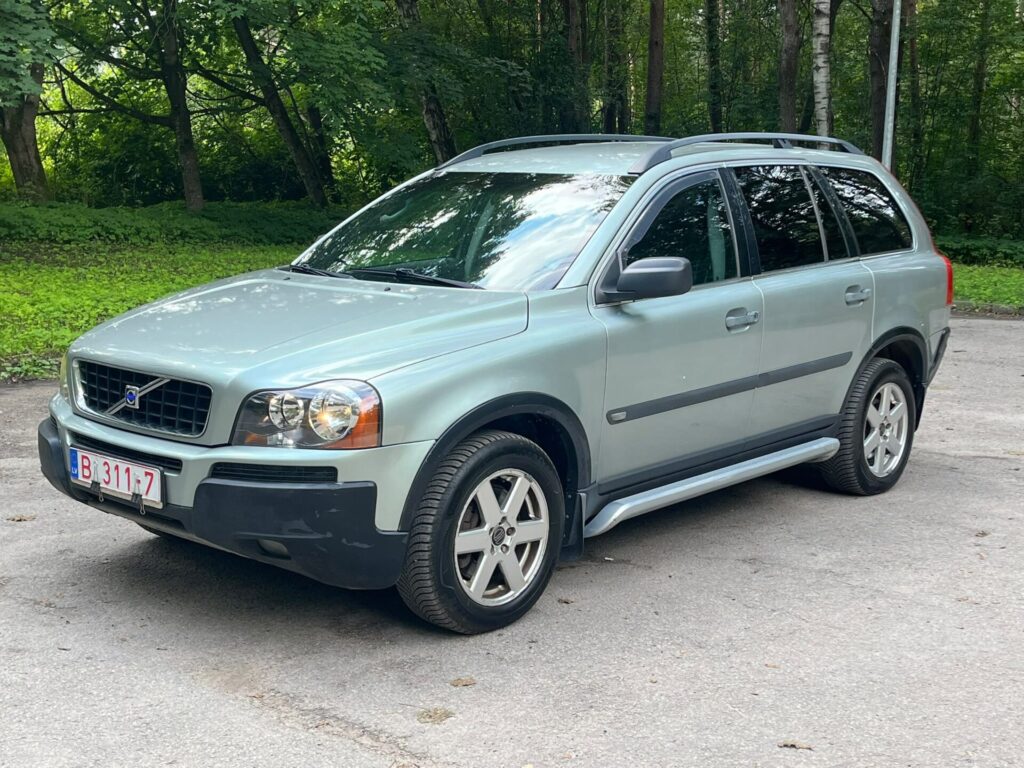 VOLVO XC90 7-VIETAS