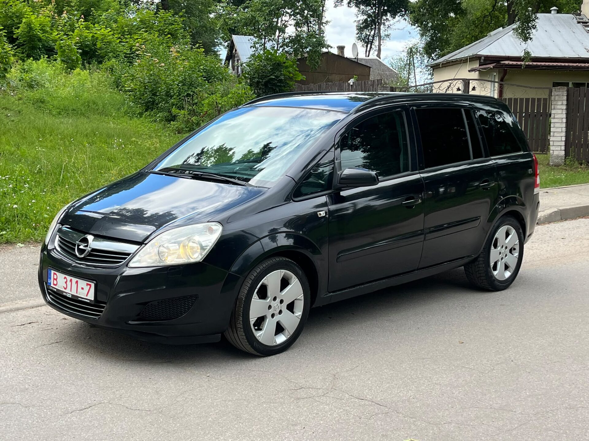 OPEL ZAFIRA FLEXIVAN 7-VIETAS