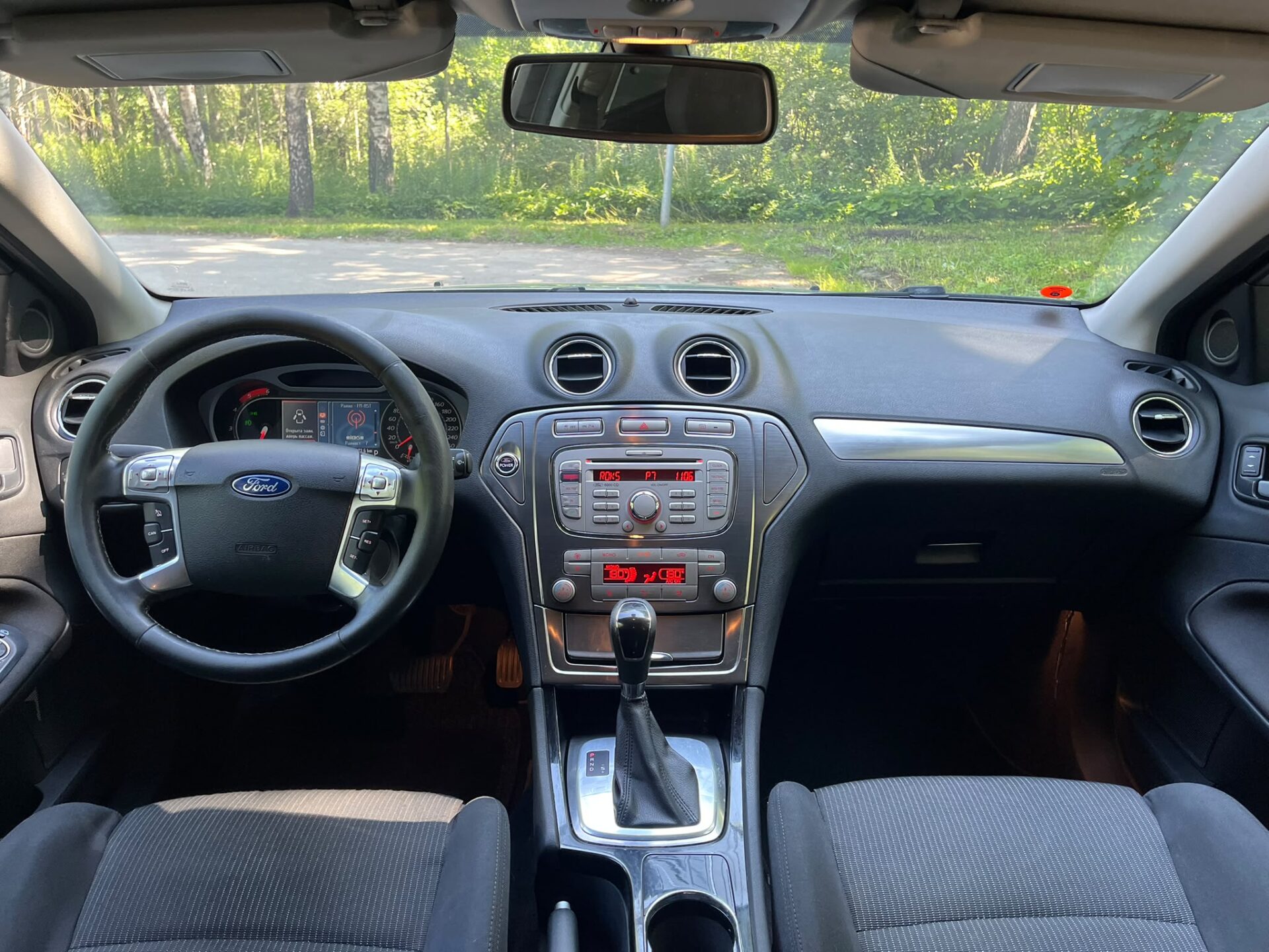 FORD MONDEO