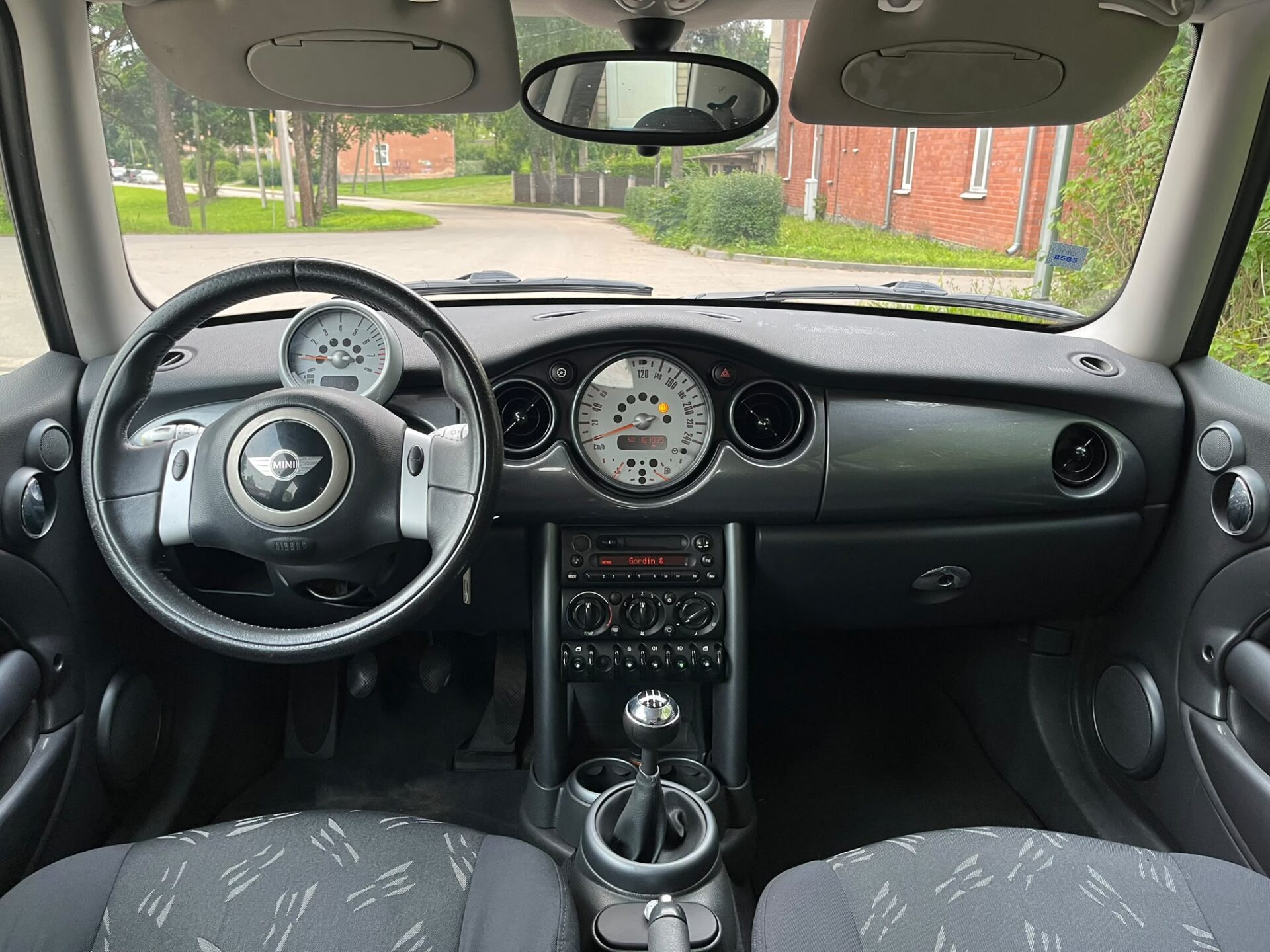 MINI ONE