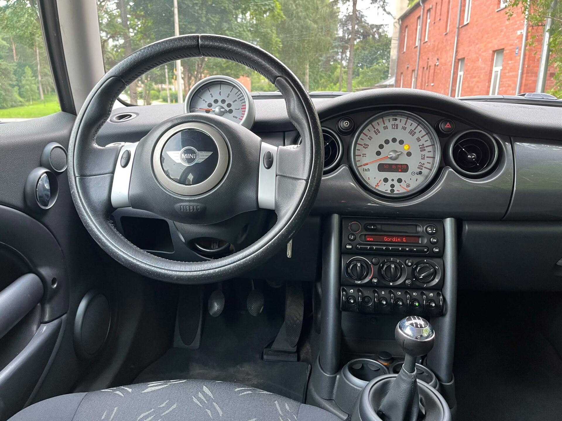 MINI ONE