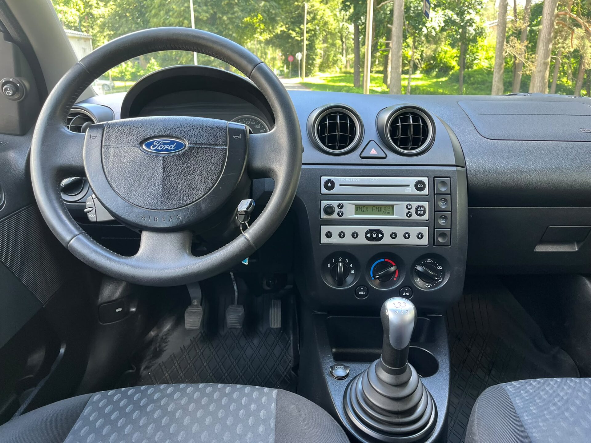 FORD FIESTA