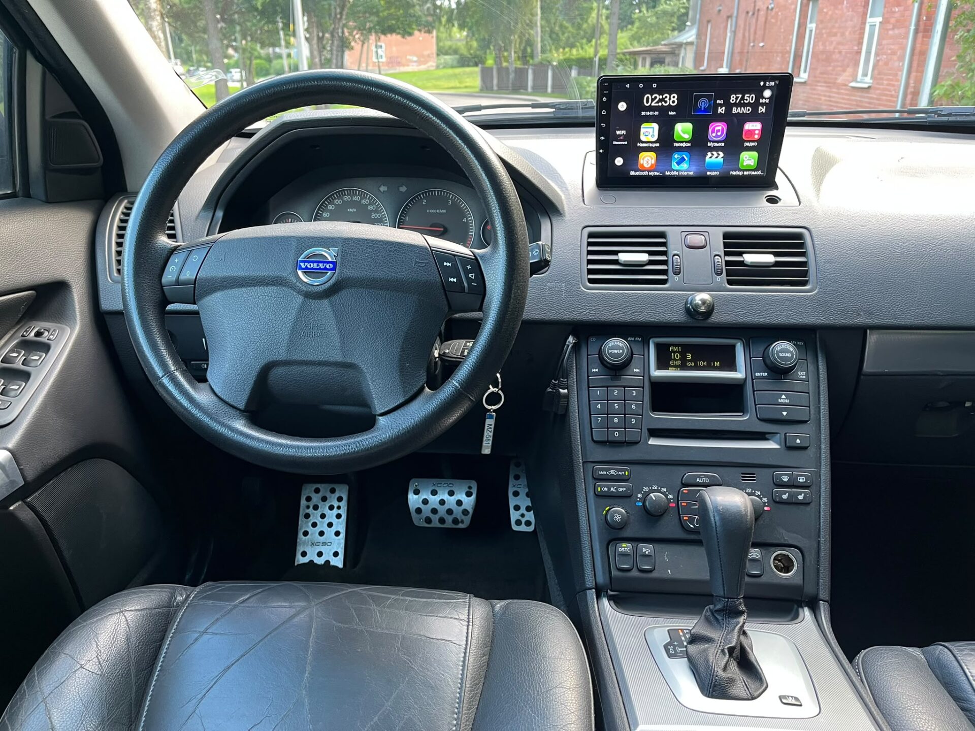 VOLVO XC90 7-VIETAS