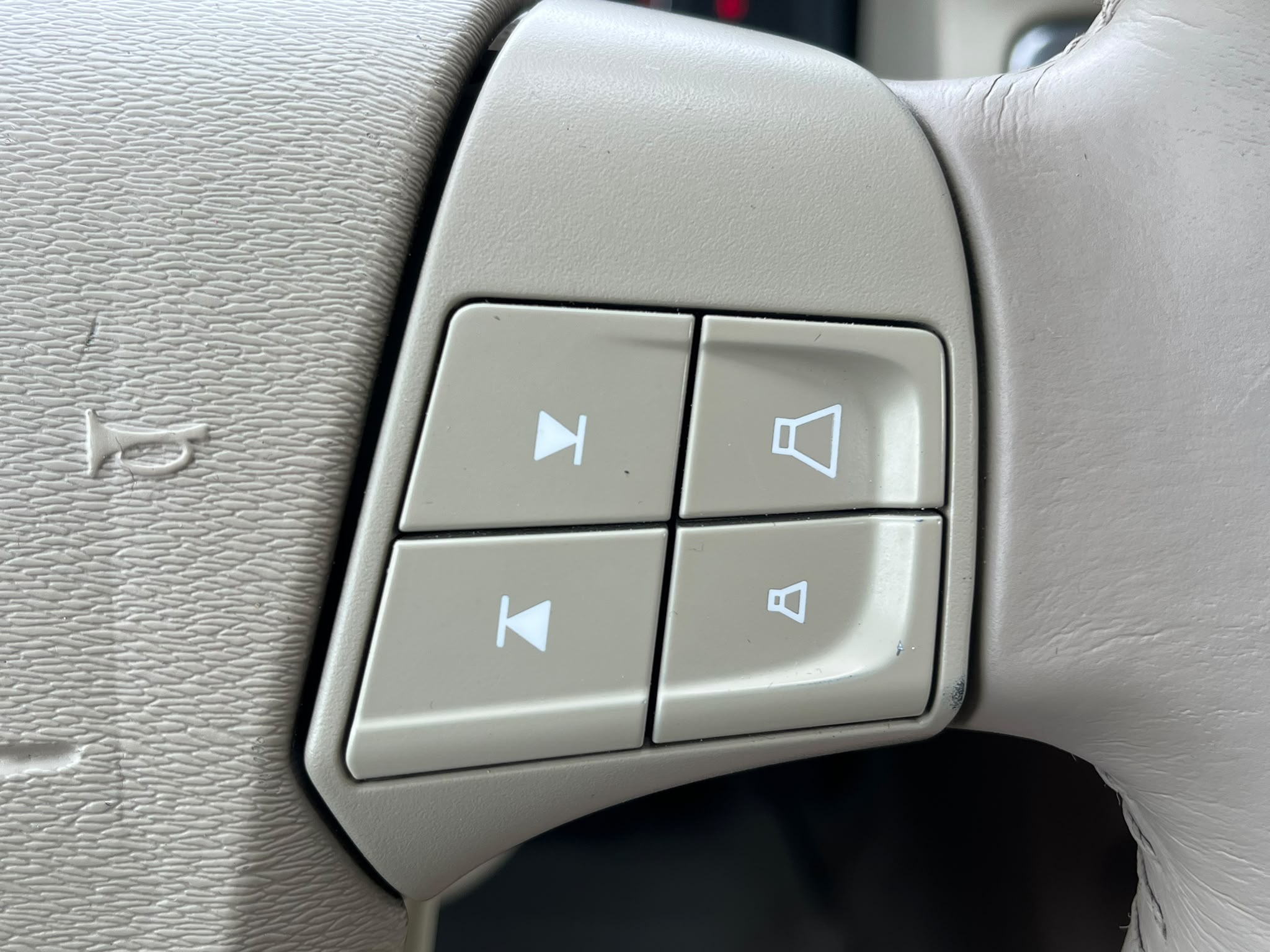 VOLVO S80 AWD