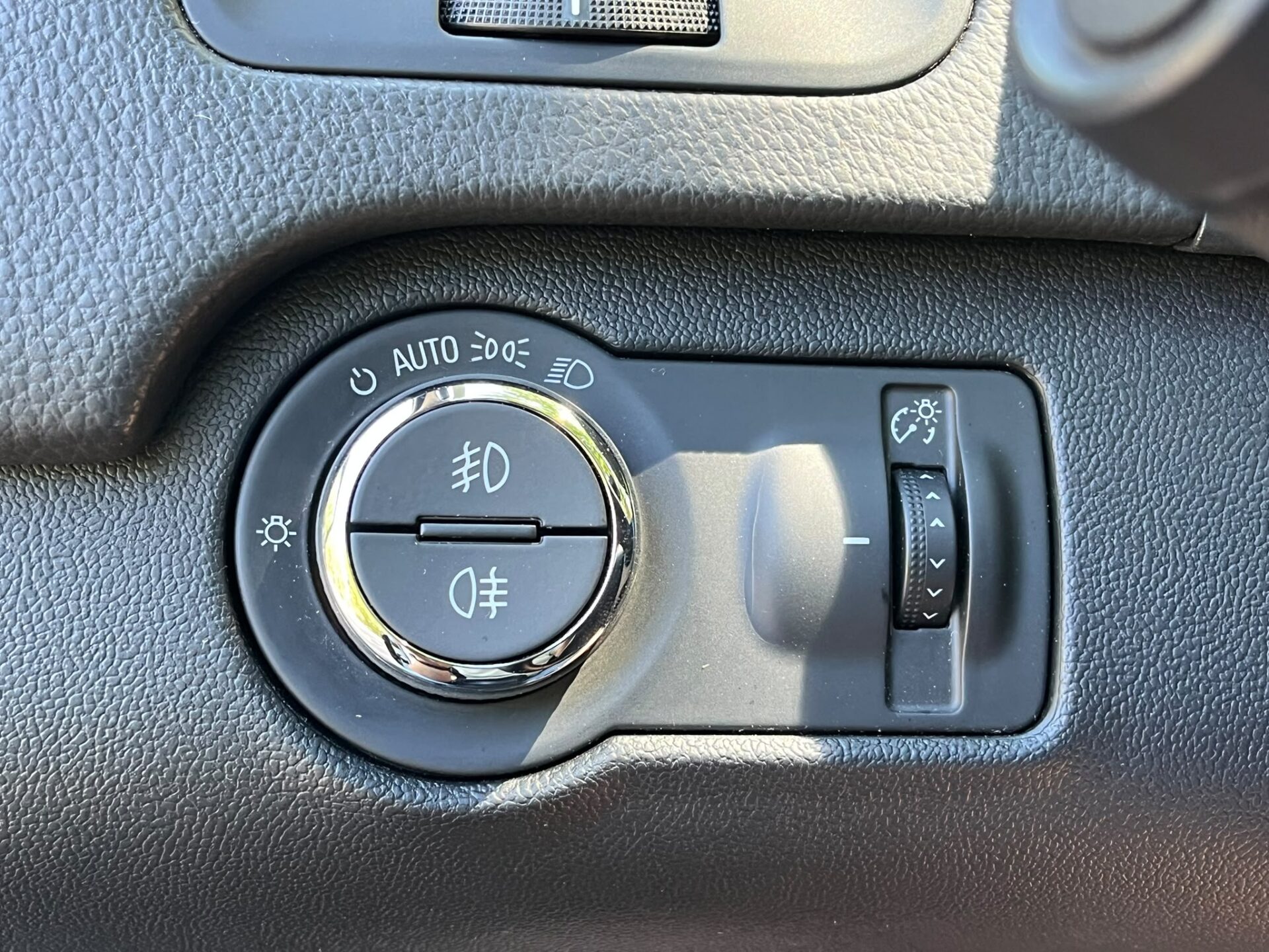 OPEL INSIGNIA SPORTS TOURER