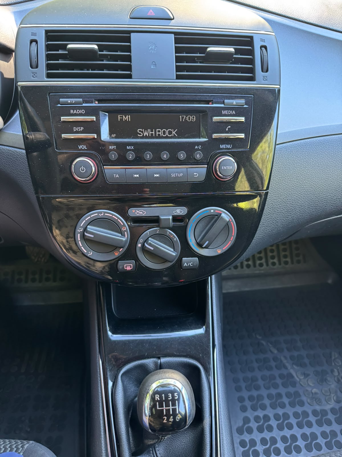 NISSAN PULSAR