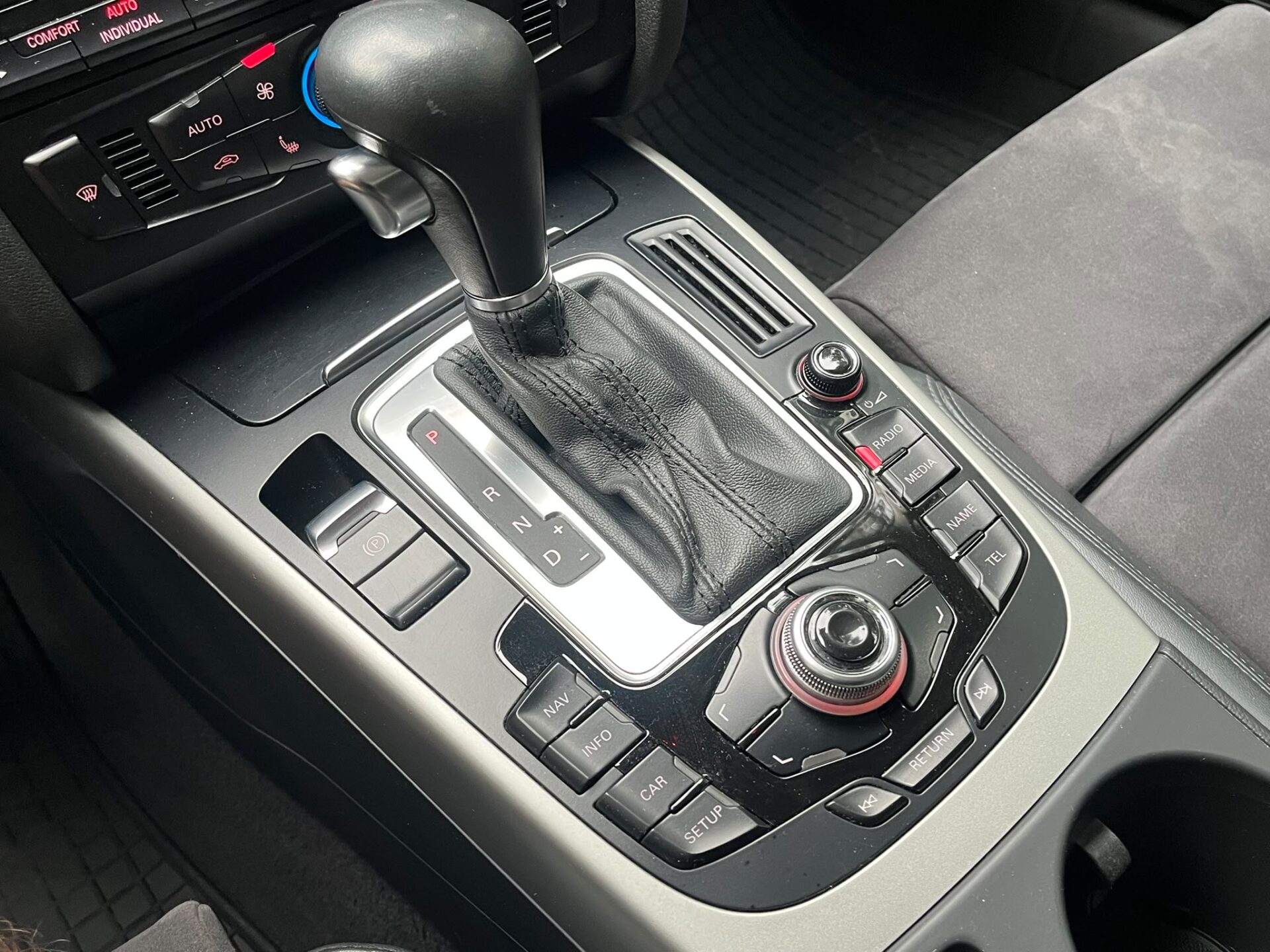 AUDI A5 QUATTRO