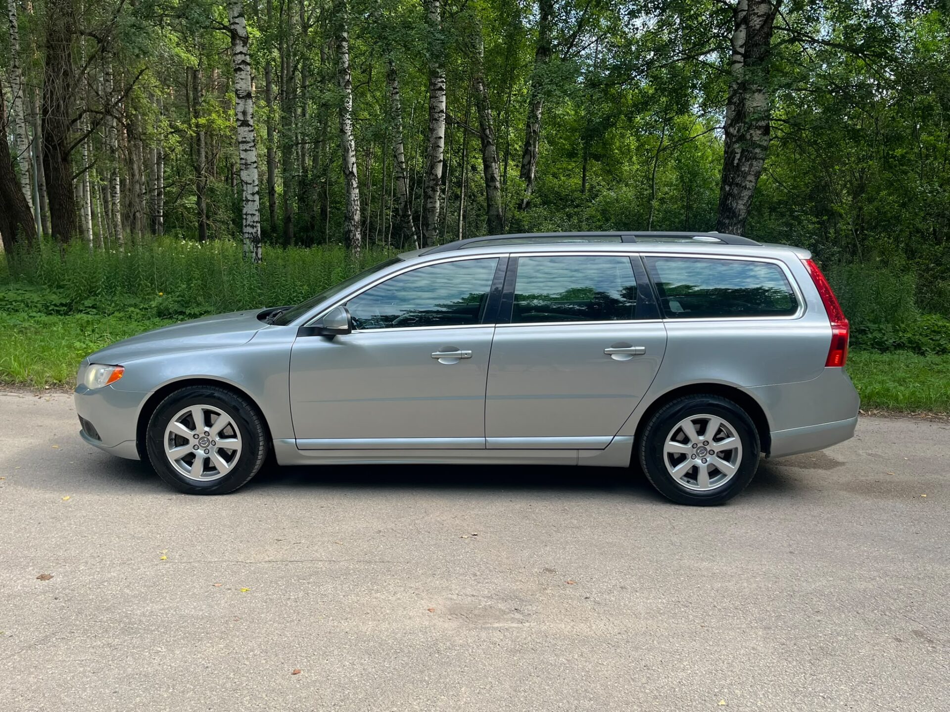 VOLVO V70