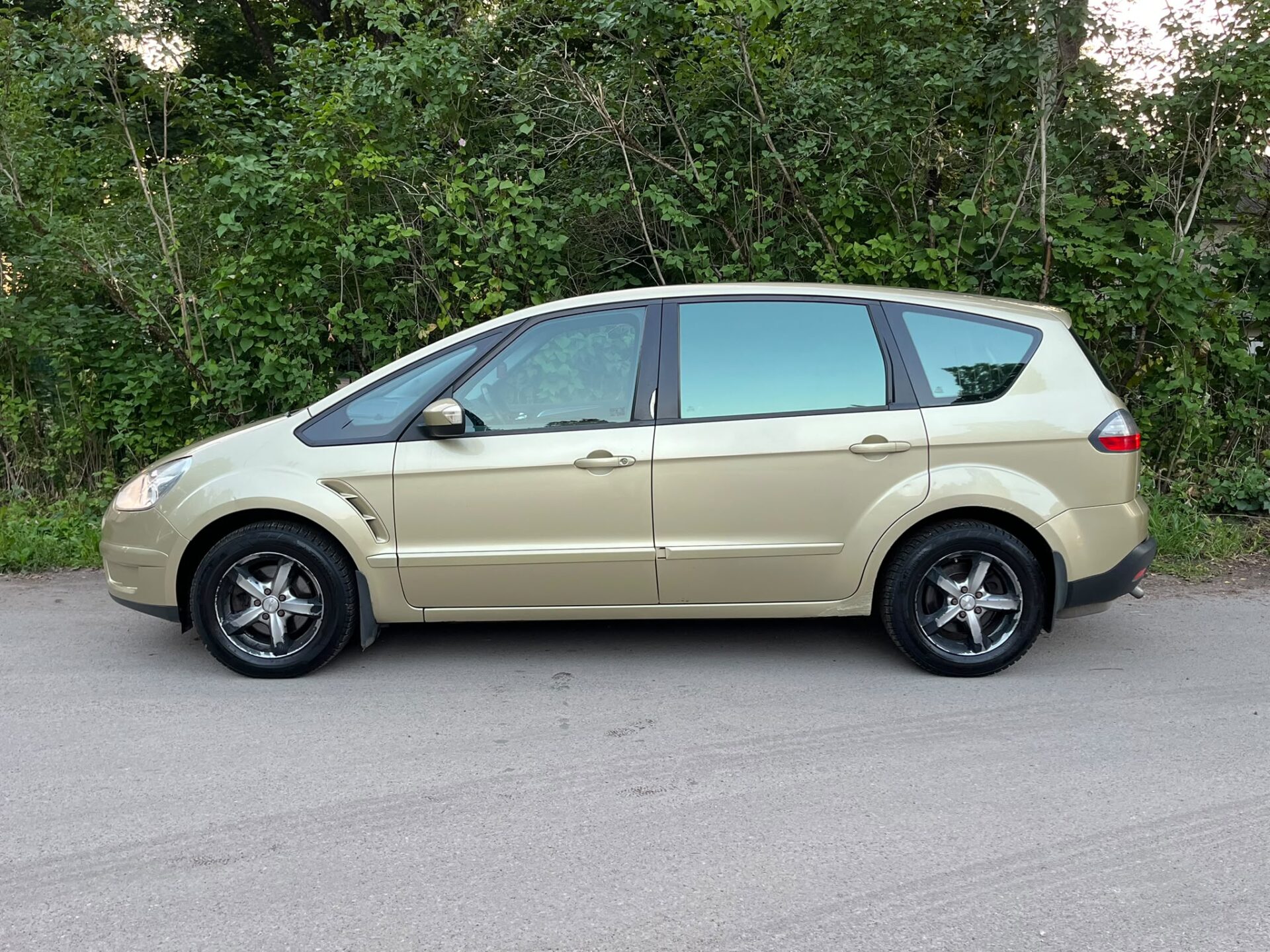 FORD S-MAX