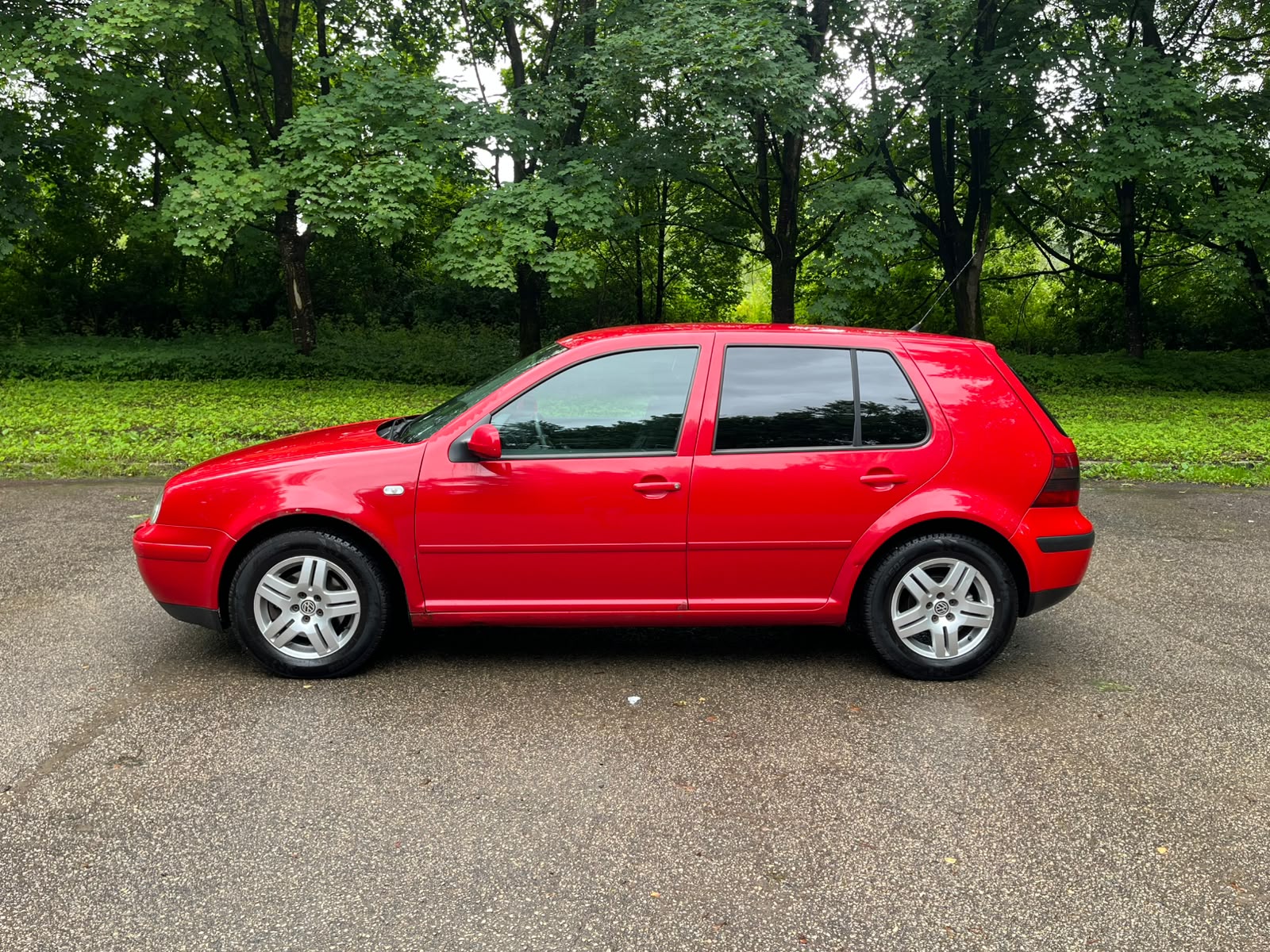 VW GOLF