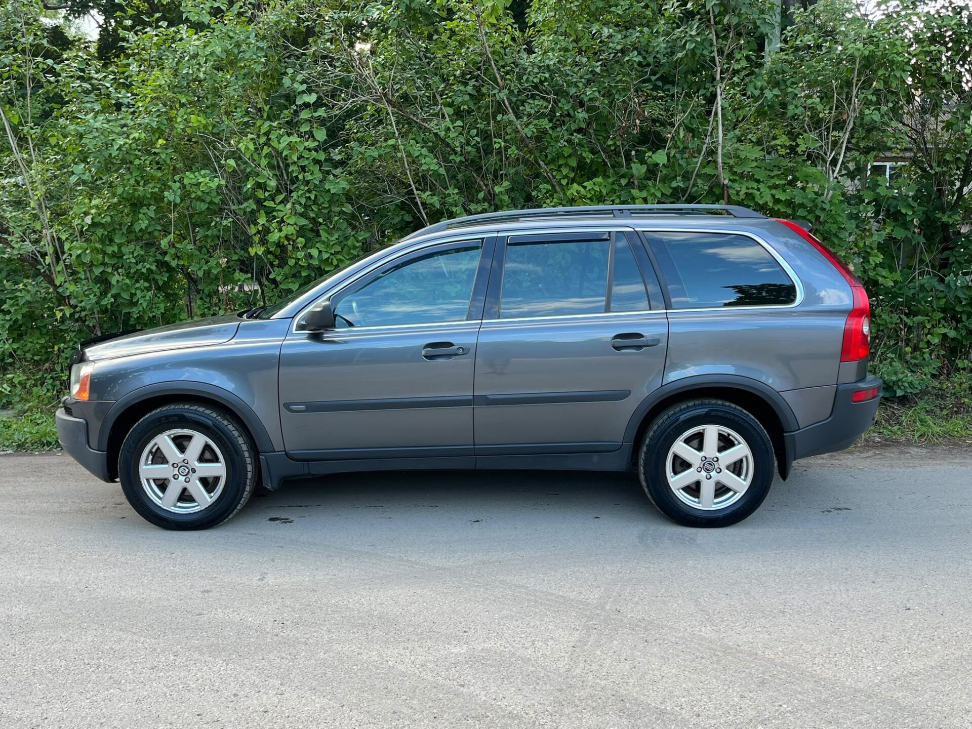 VOLVO XC90 7-VIETAS