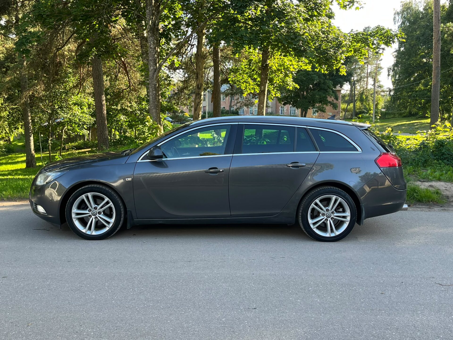 OPEL INSIGNIA SPORTS TOURER SW