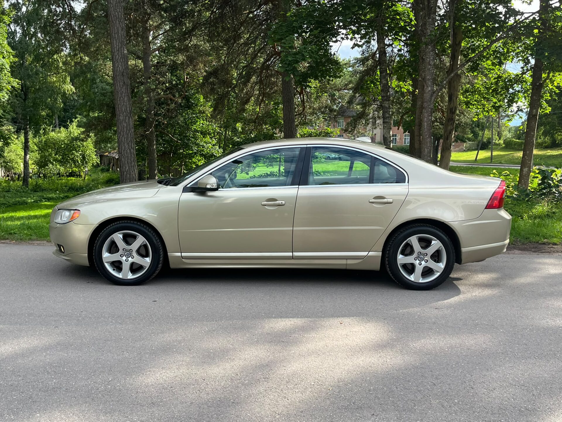 VOLVO S80 AWD