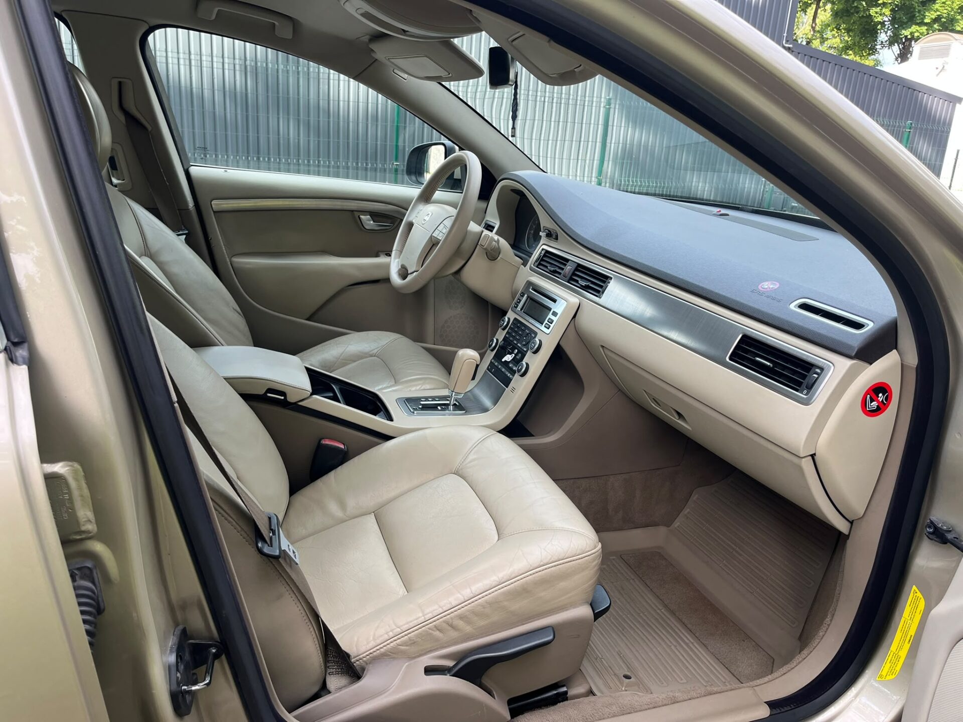VOLVO S80 AWD