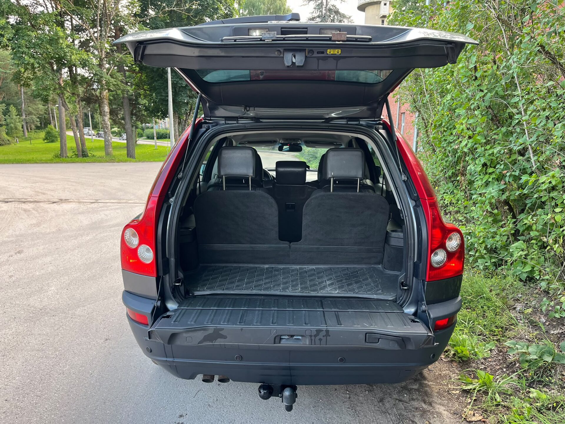 VOLVO XC90 7-VIETAS