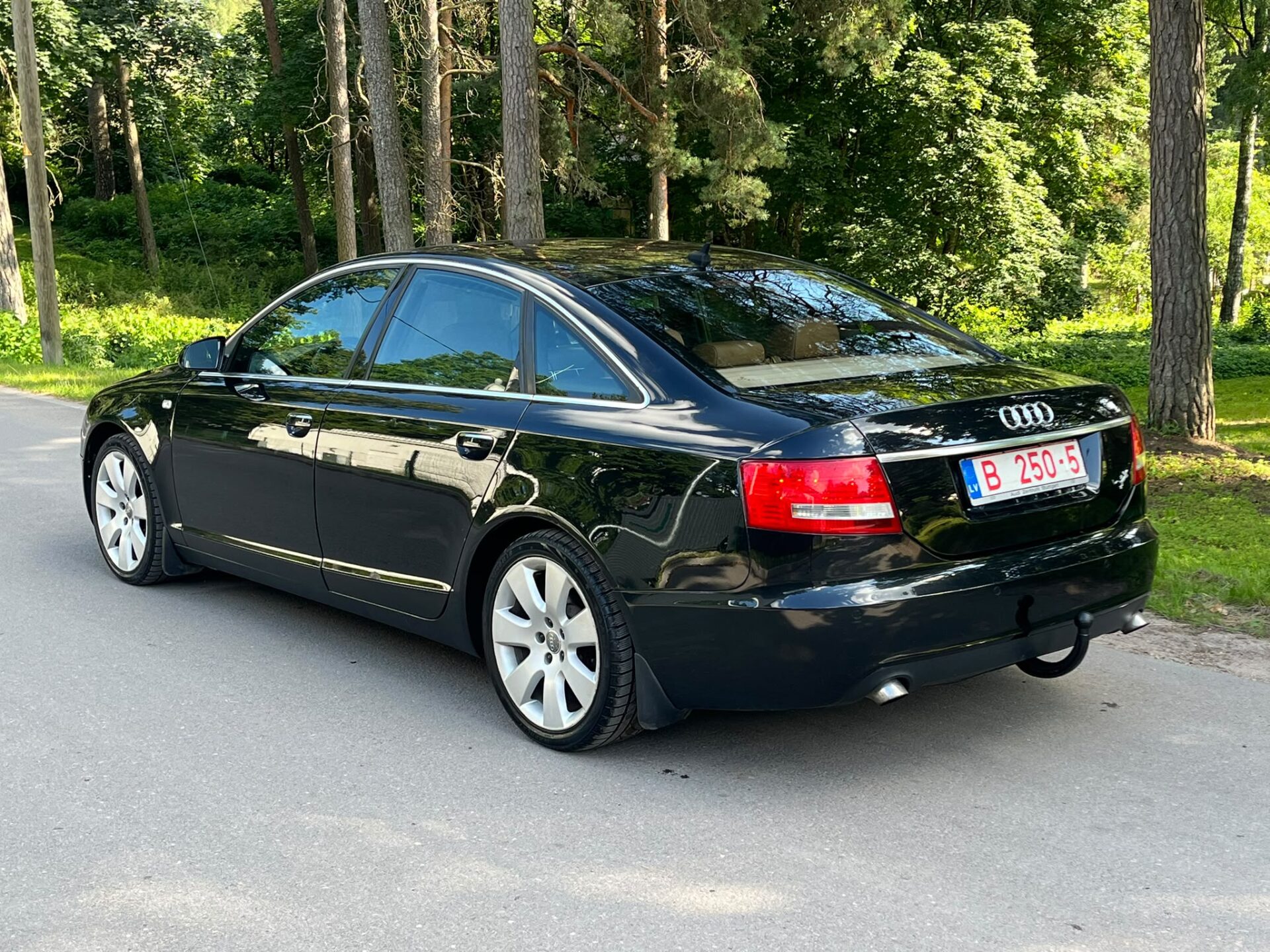 AUDI A6 QUATTRO