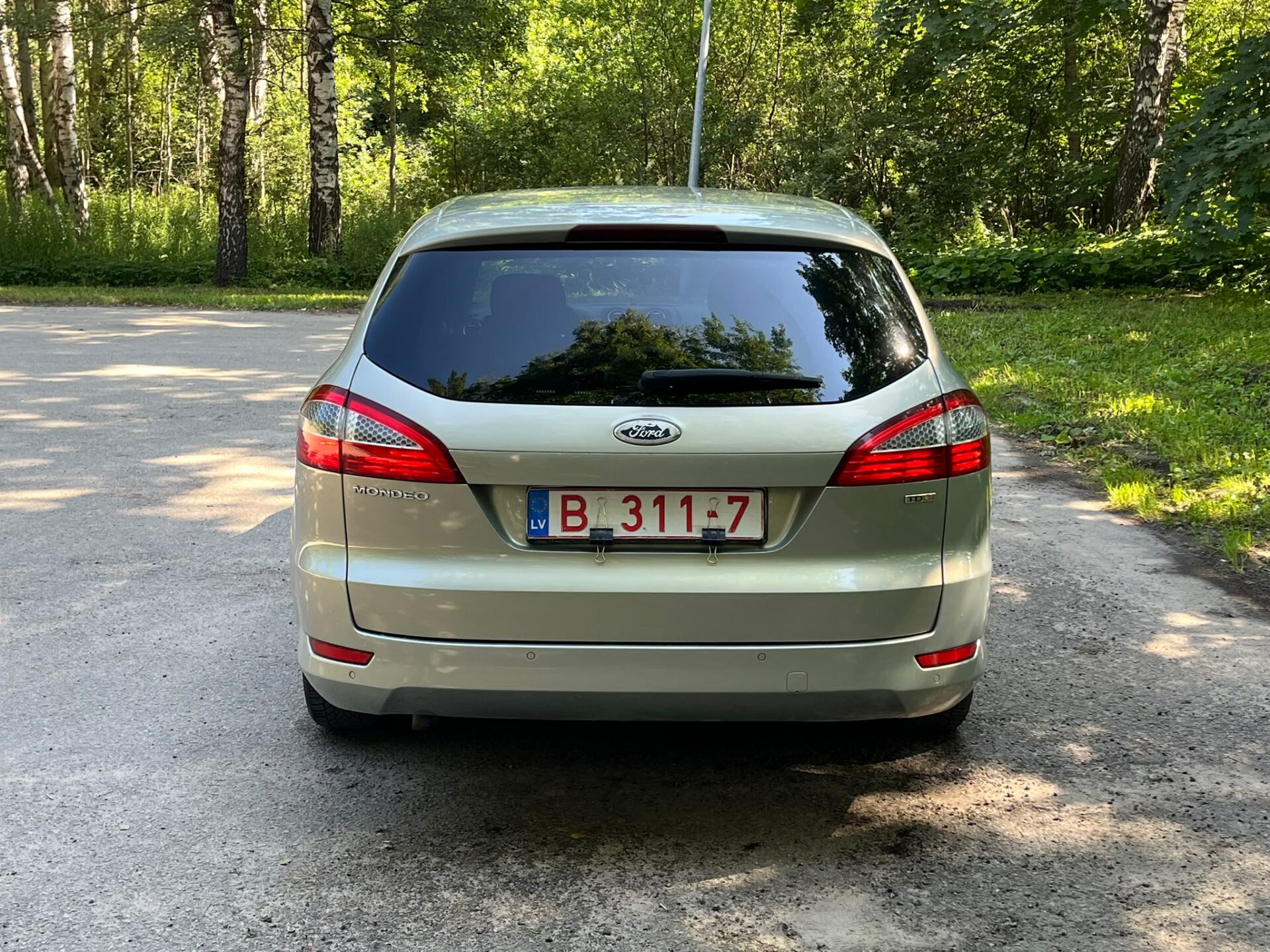 FORD MONDEO