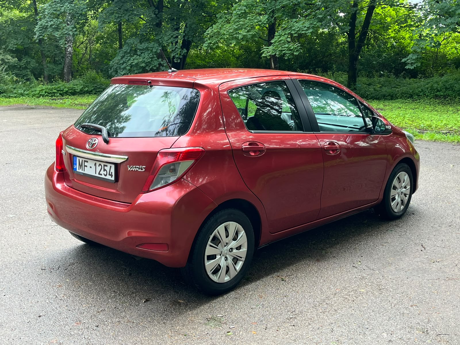 TOYOTA YARIS