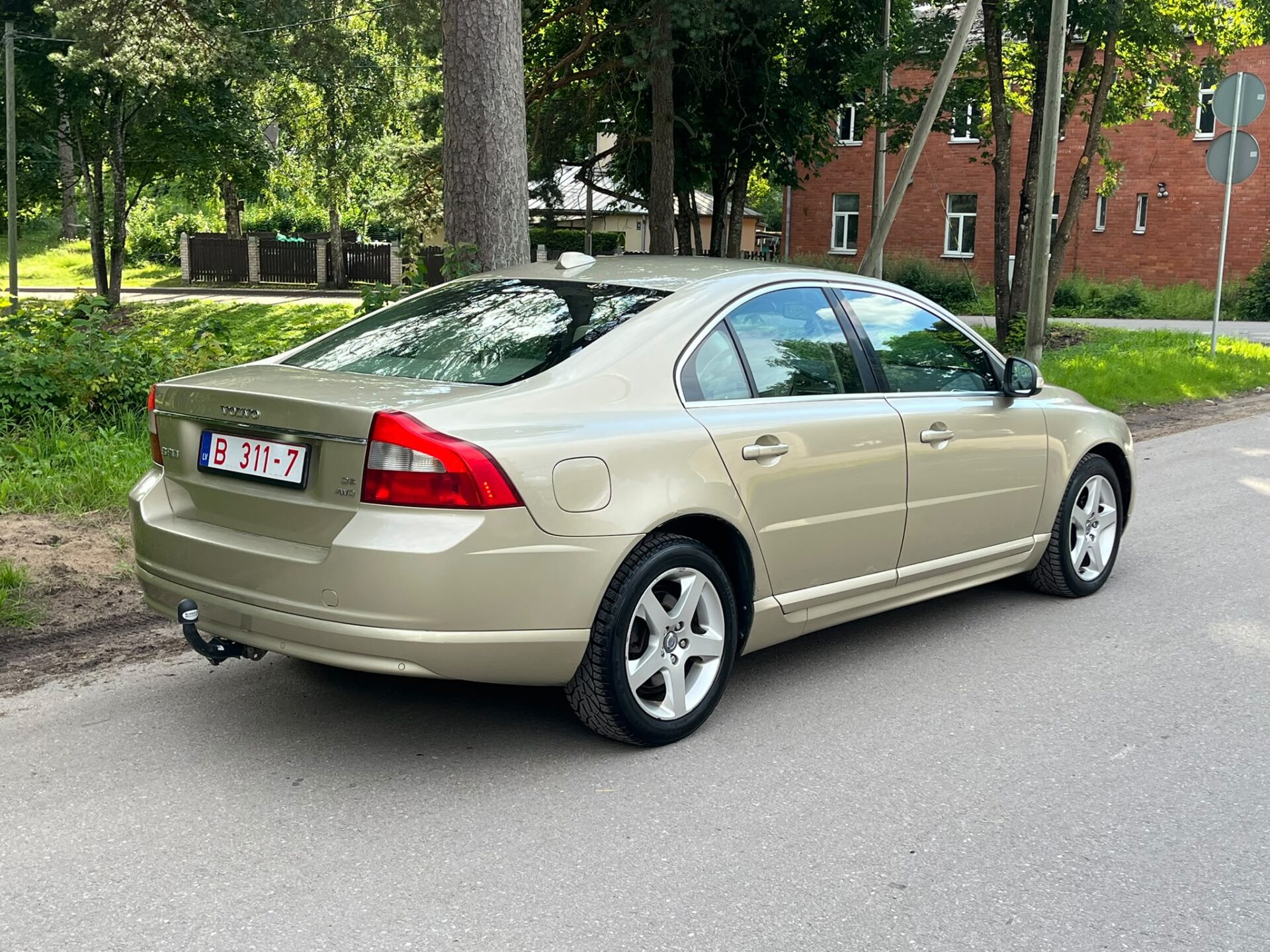 VOLVO S80 AWD