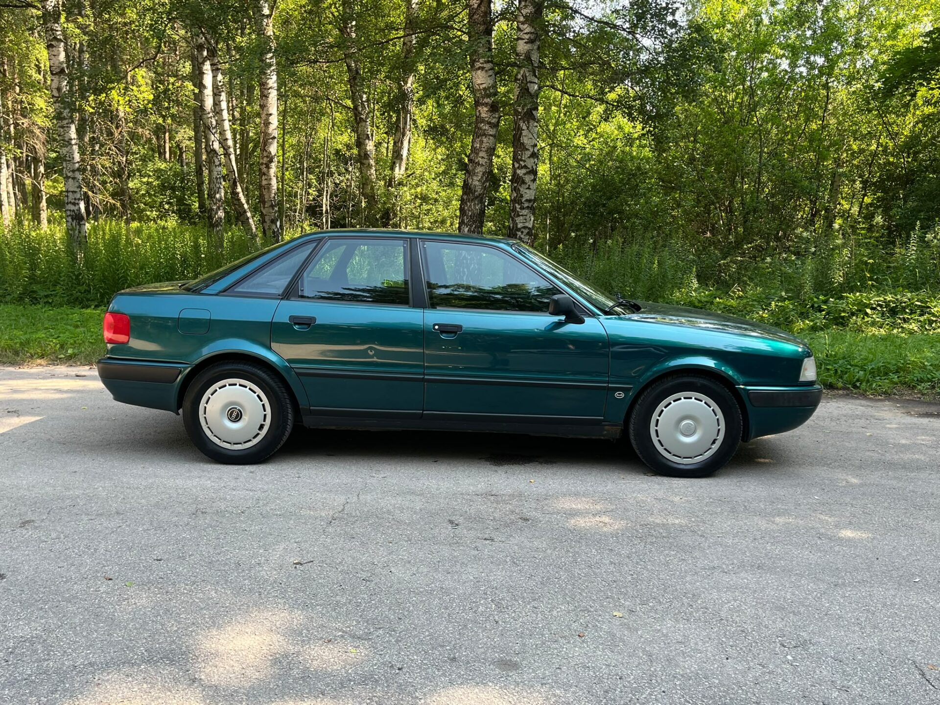 AUDI 80