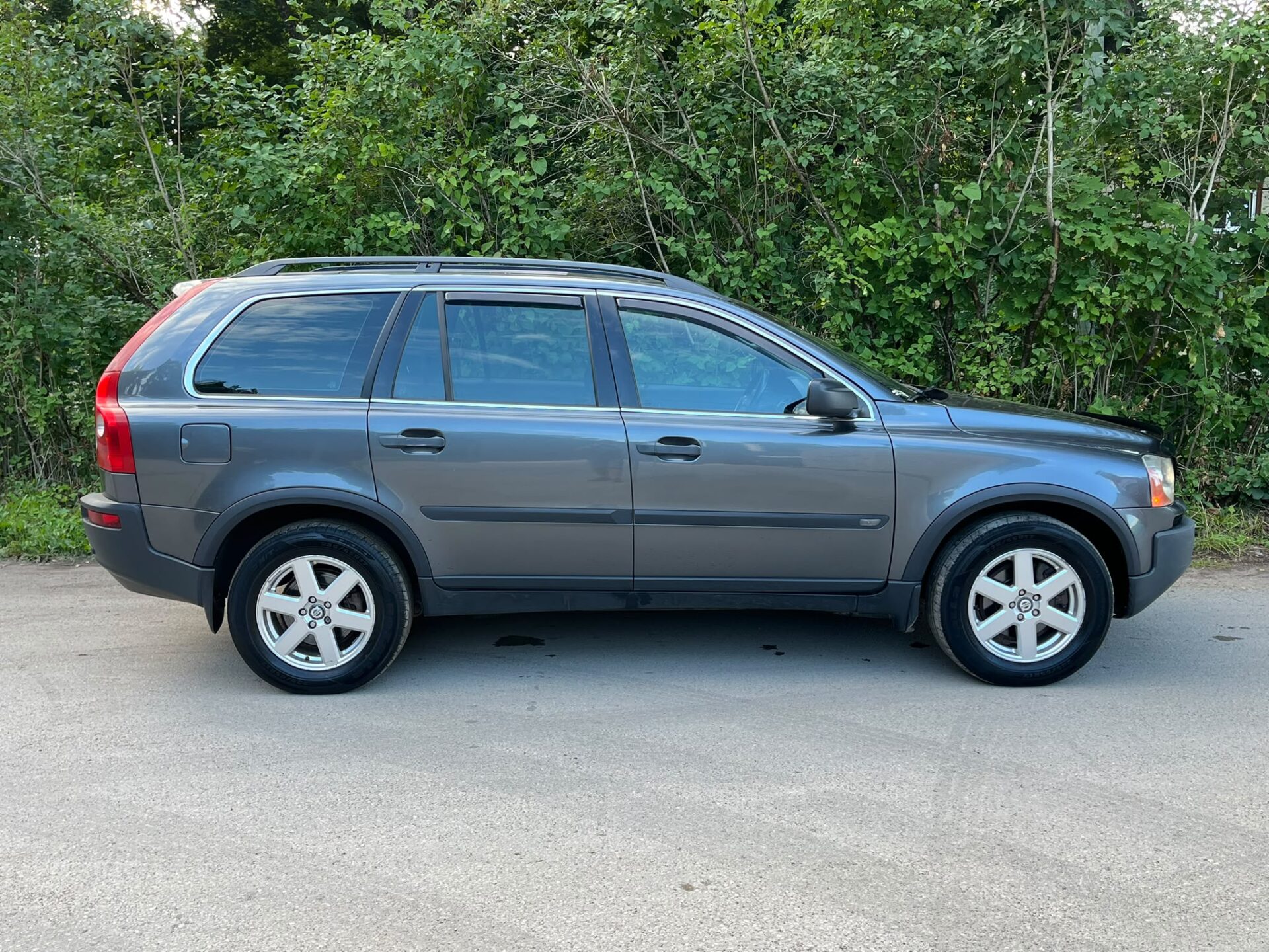 VOLVO XC90 7-VIETAS
