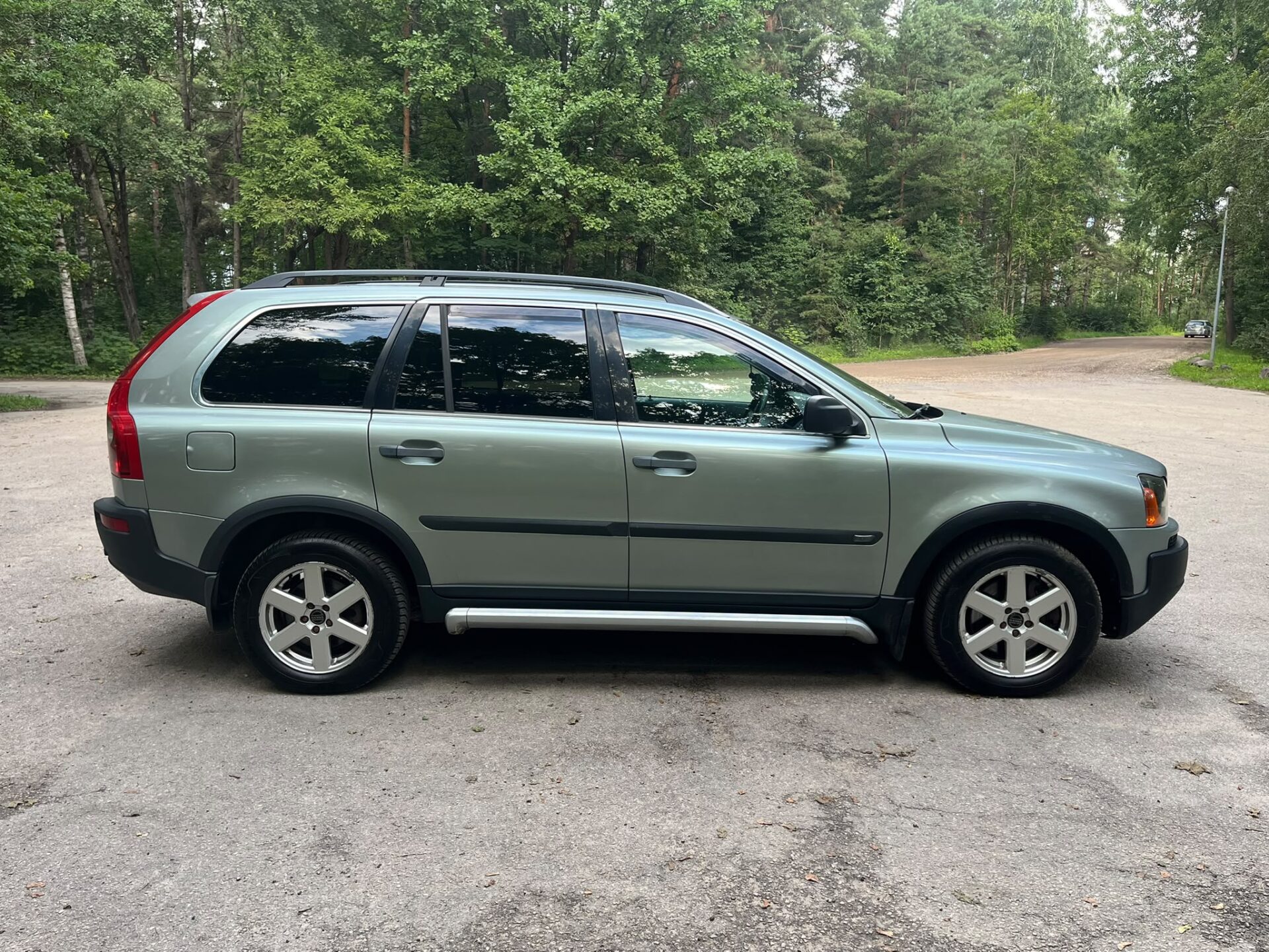 VOLVO XC90 7-VIETAS