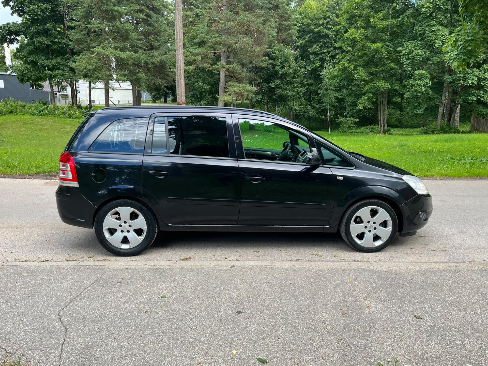 OPEL ZAFIRA FLEXIVAN 7-VIETAS