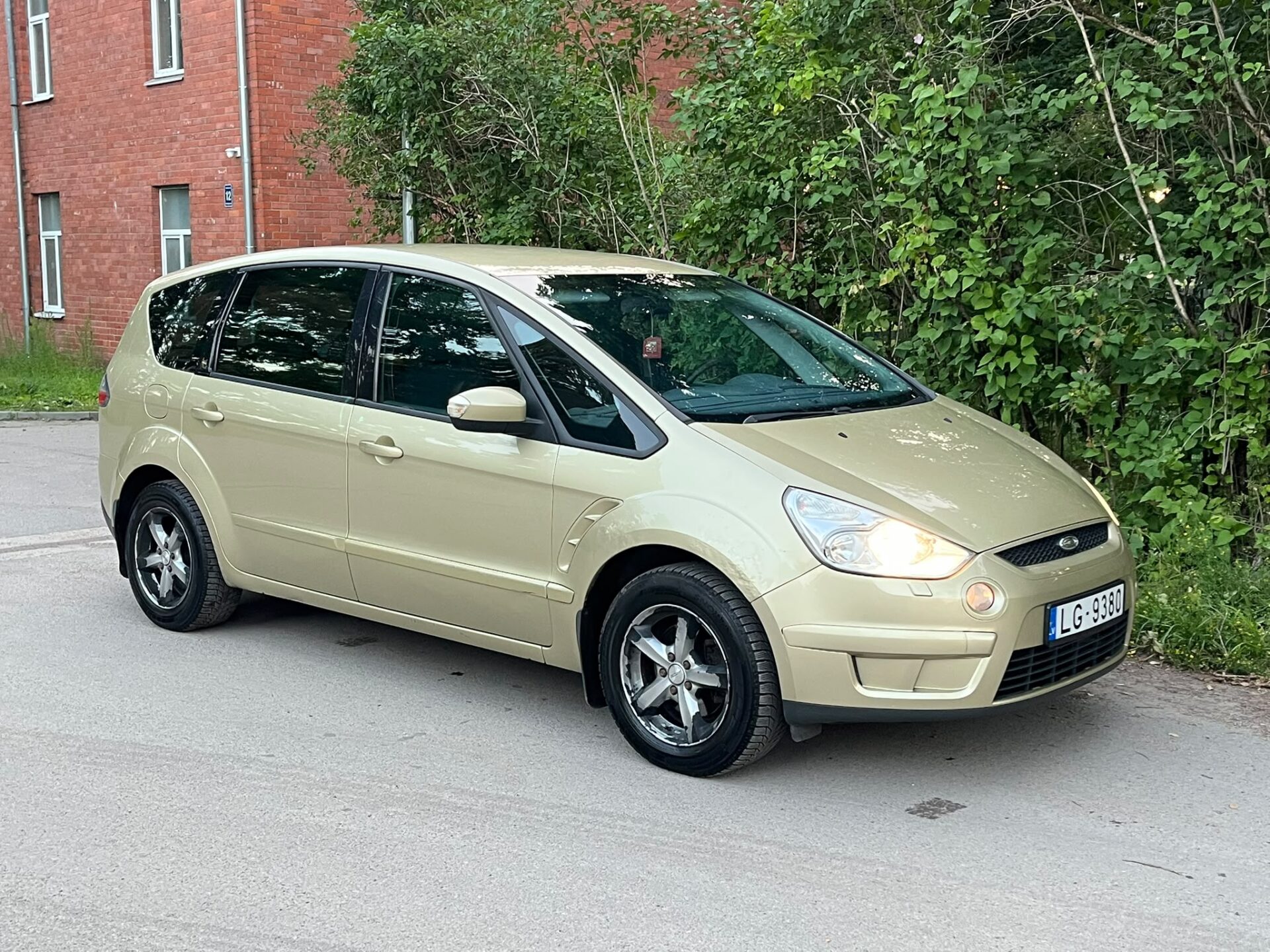 FORD S-MAX